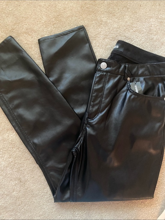 Express Pants - Express NWT size 12R stretch faux leather ankle leggings